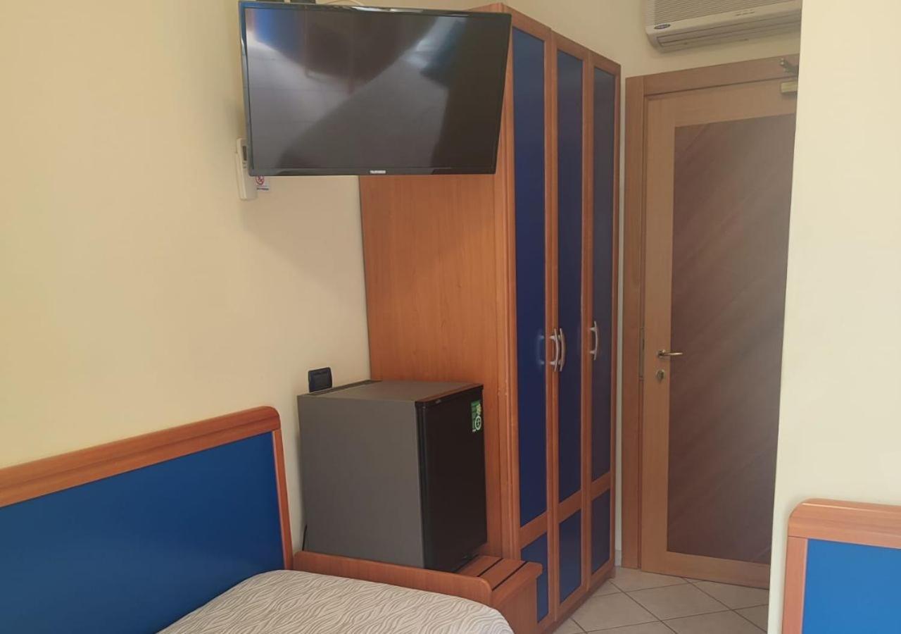 Hotel Riviera B&B Misano Adriatico Exteriér fotografie