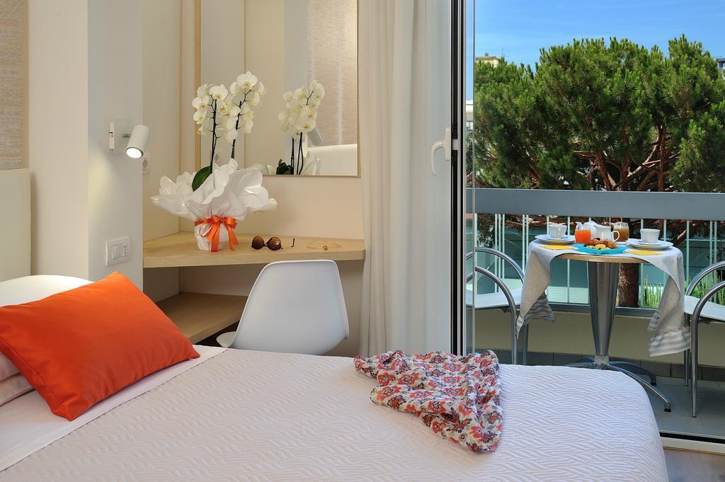 Hotel Riviera B&B Misano Adriatico Exteriér fotografie